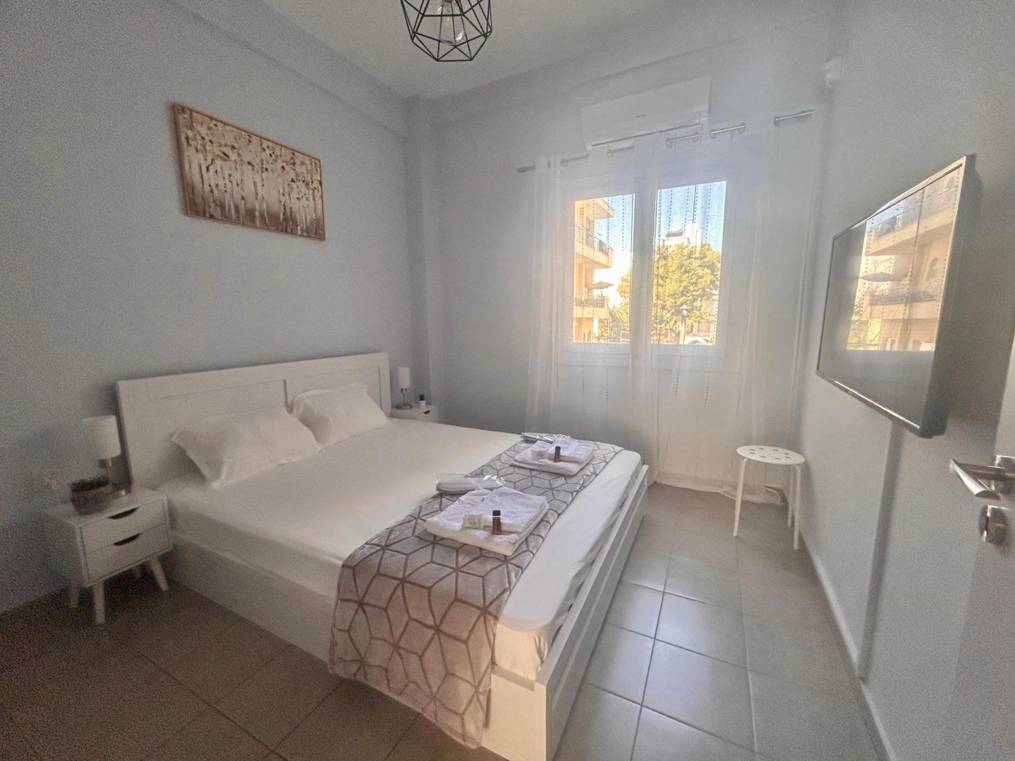 Aktis Apartment 3 Near Airport Artemida  Zewnętrze zdjęcie