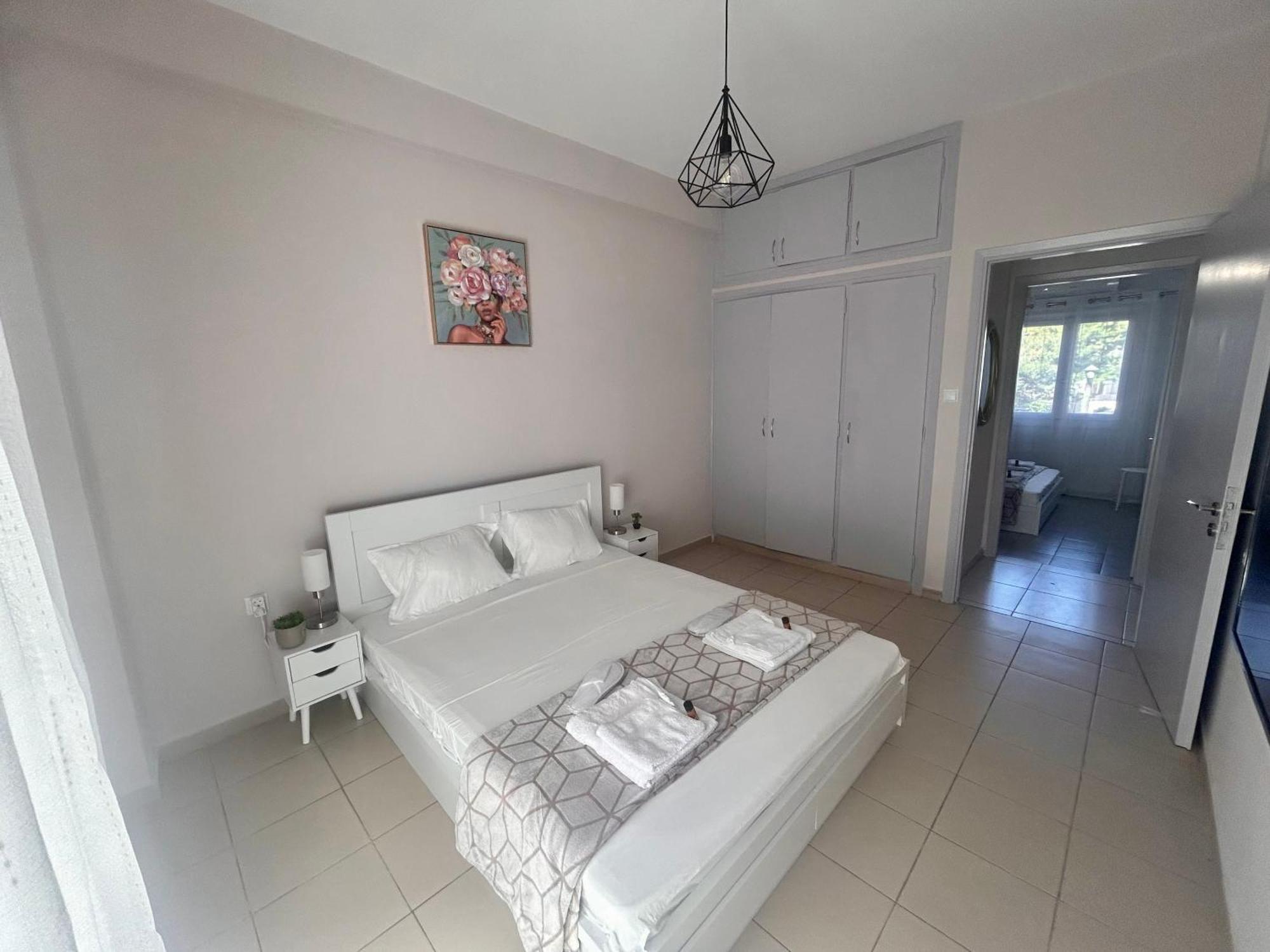 Aktis Apartment 3 Near Airport Artemida  Zewnętrze zdjęcie