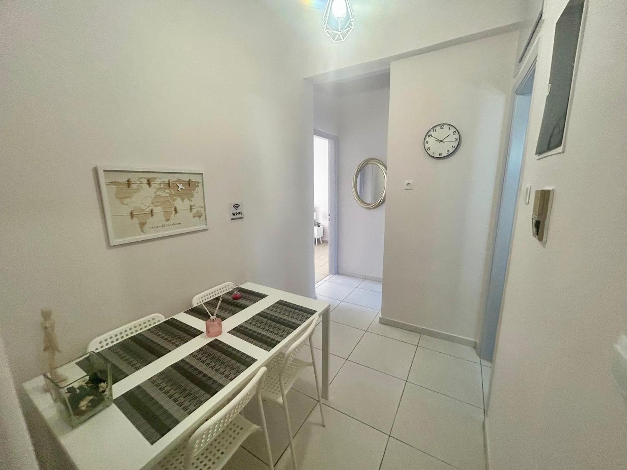 Aktis Apartment 3 Near Airport Artemida  Zewnętrze zdjęcie